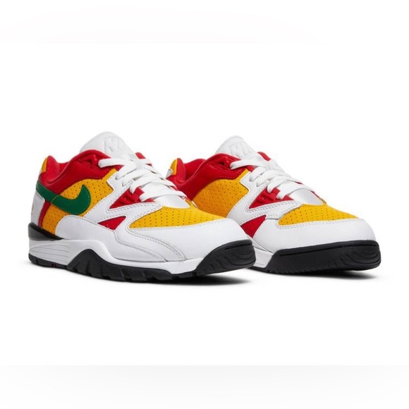 Holiday SALE 🎁⬇️ Supreme Nike cross trainer - Picture 3 of 3